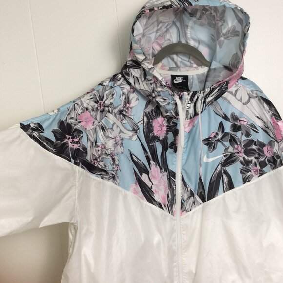 Nike Hyper Femme Windrunner Floral Accent Cropped Hooded Running Jacket Size L - Picture 6 of 16